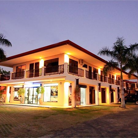 Blue Palm Hotel Jacó Buitenkant foto